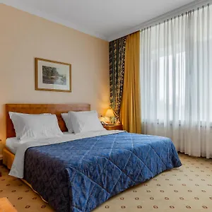 Natsionalny 4*, Kyiv Ukraine