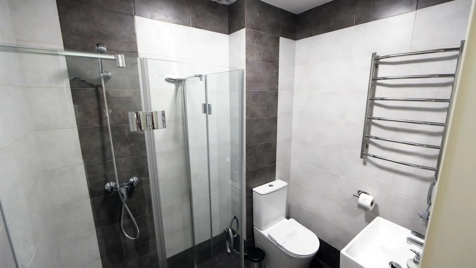 Hotel Golden Lemon Готель Золотий Лимон Lviv