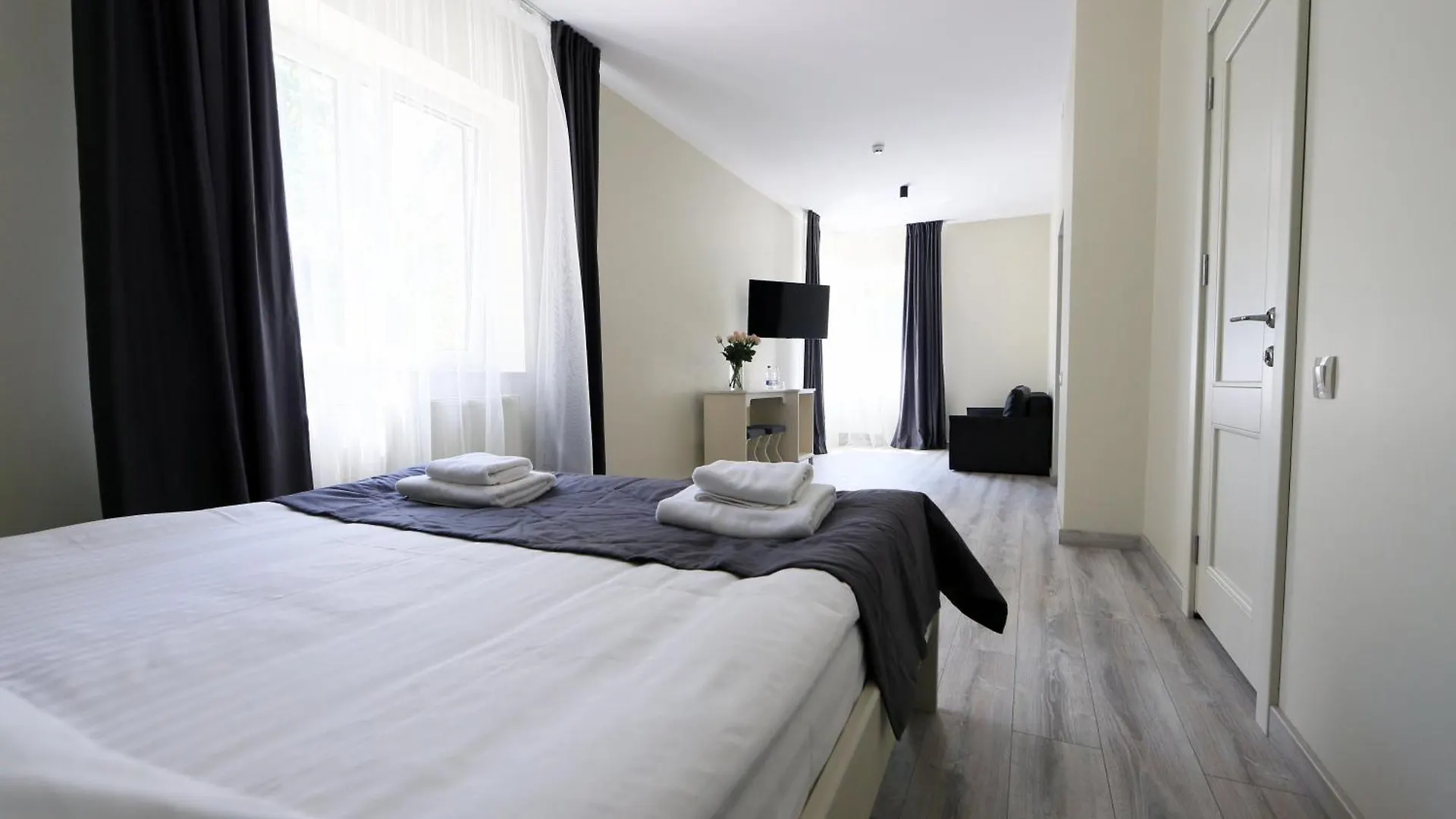 Hotel Golden Lemon Готель Золотий Лимон Lviv
